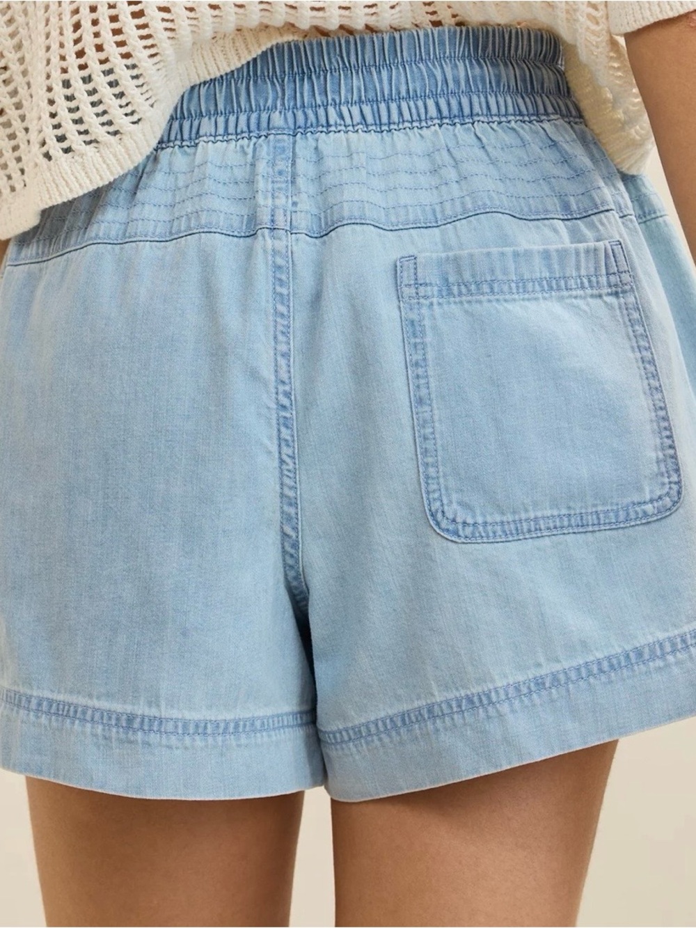 Bella Dahl Light Blue Elastic-Waist Denim Shorts